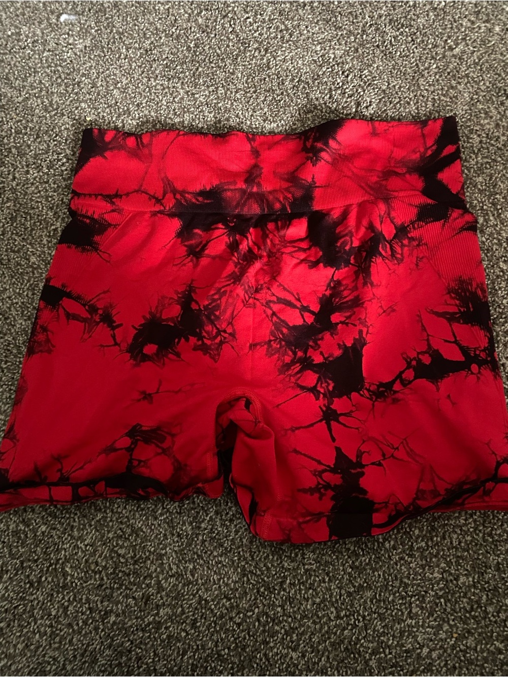 SHEIN Red and Black Tie-Dye High-Waist Bike Shorts